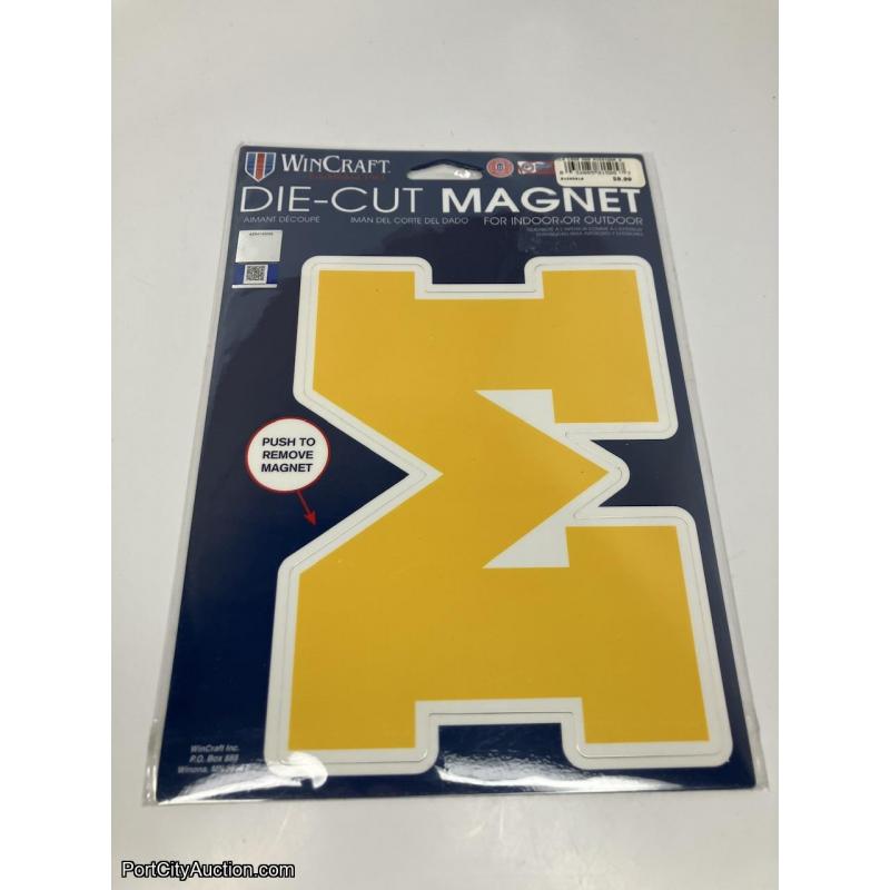 U of M 9 inch Magnet