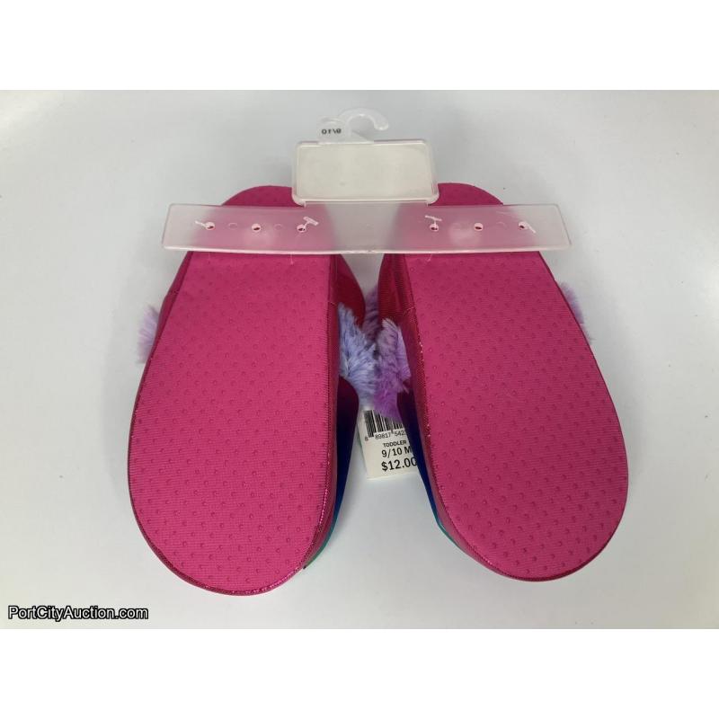 JoJo Siwa Slippers size 9/10